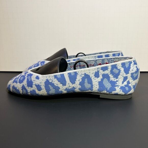 Womens SKECHERS Cleo Claw-Some Blue Animal Print Slip On Ballet Flats / Size 5.5 - Picture 4 of 9
